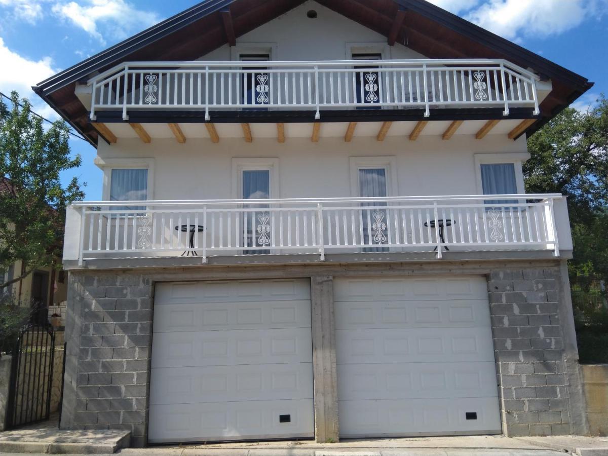 Big Mama'S Apartments Konjic Exterior photo