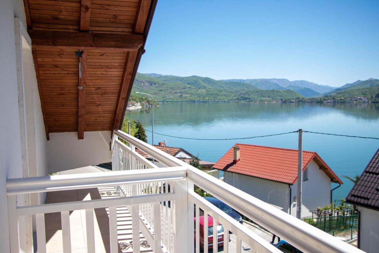 Big Mama'S Apartments Konjic Exterior photo